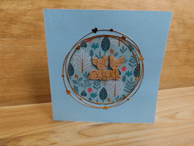 Petites cartes en bois faites main
