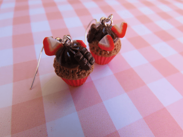 🧁 Cupcakes au chocolat et aux fraises