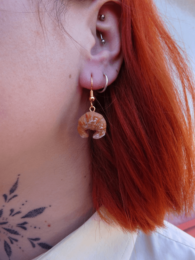 Boucles d'oreilles - Croissants demi-lune au beurre et au sucre glace