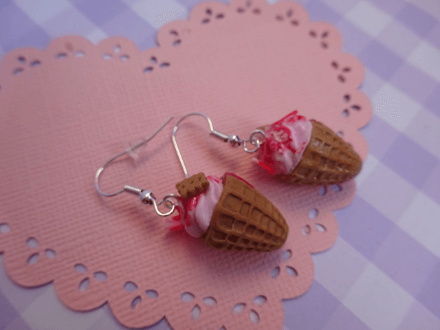 🍦 Glaces italiennes au coulis à la fraise et biscuit