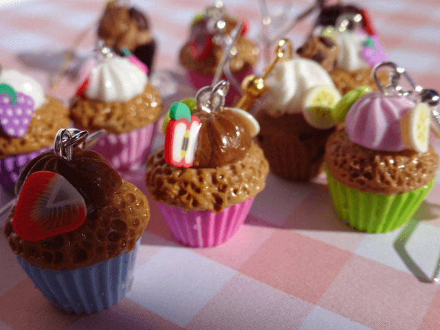 🧁Boucles d'oreilles - Cupcakes kiwi framboises