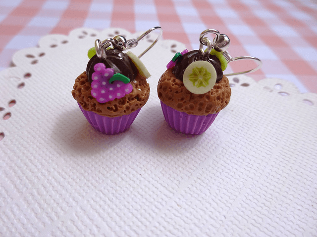 🧁Boucles d&#039;oreilles - Cupcakes chocolat multi-fruits