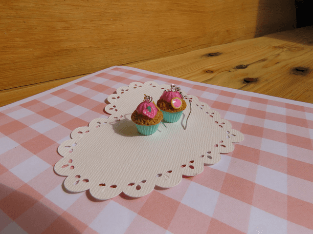 🧁 Boucles d&#039;oreilles - Cupcakes aux framboises
