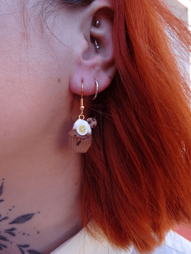 🧁 Boucles d&#039;oreilles - Cupcakes marbrés à la banane chantilly