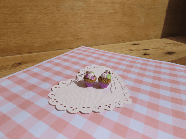 🧁Boucles d&#039;oreilles - Cupcakes kiwi framboises